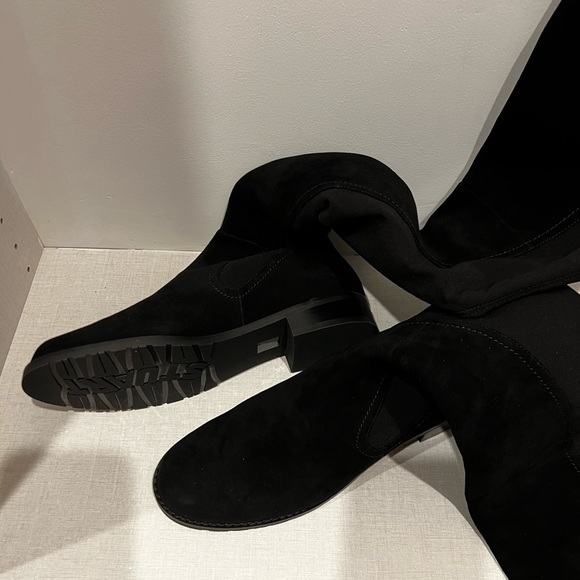 Stuart Weitzman, Womens Langdon Over the Knee Black Suede Boot - Picture 5 of 7